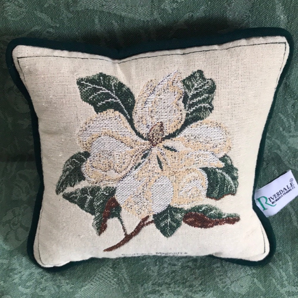 Mini Southern Magnolia - Hospitality Pillow